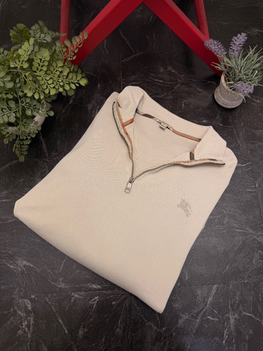 Burberry - Quarter Zip Sweater - Cream - Size XXL - Preowned